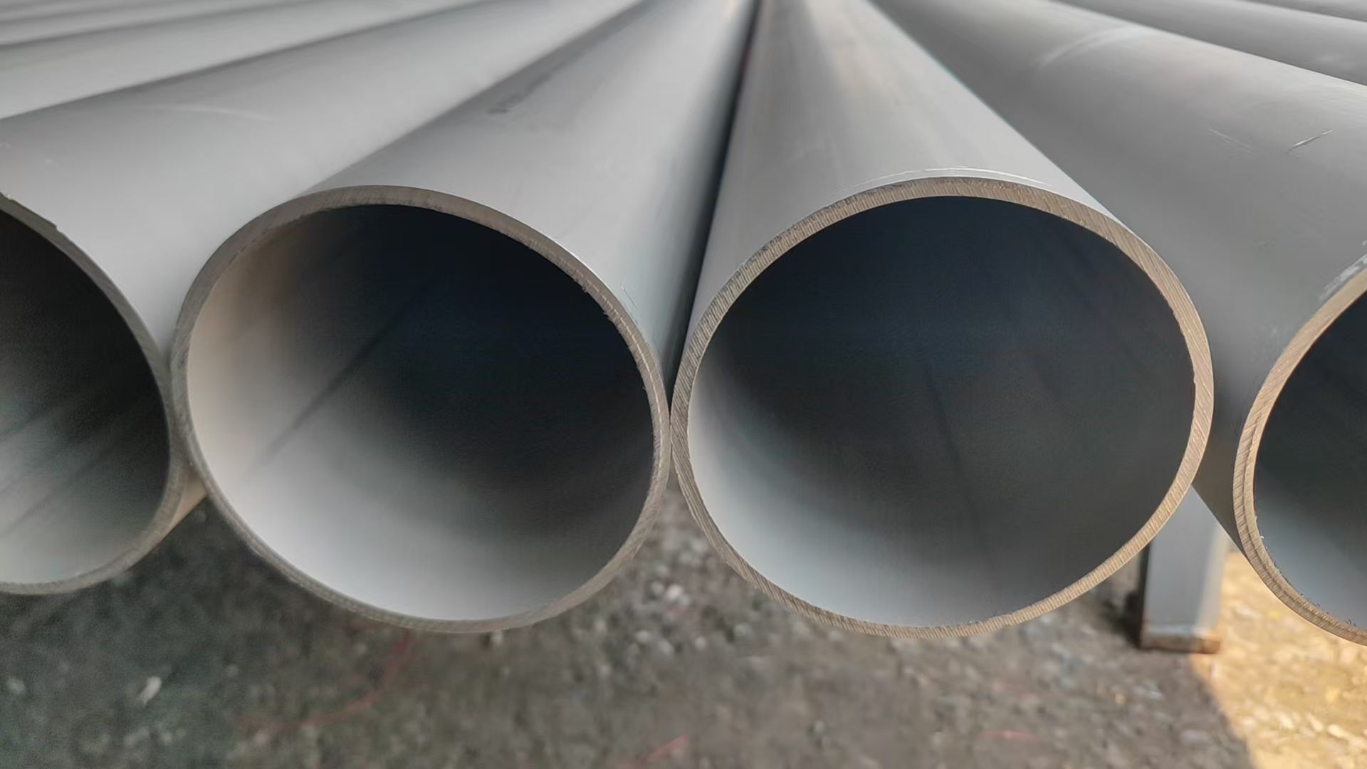 Seamless Boiler Tubes: Ensuring Efficiency and Safety in Thermal Power Plants