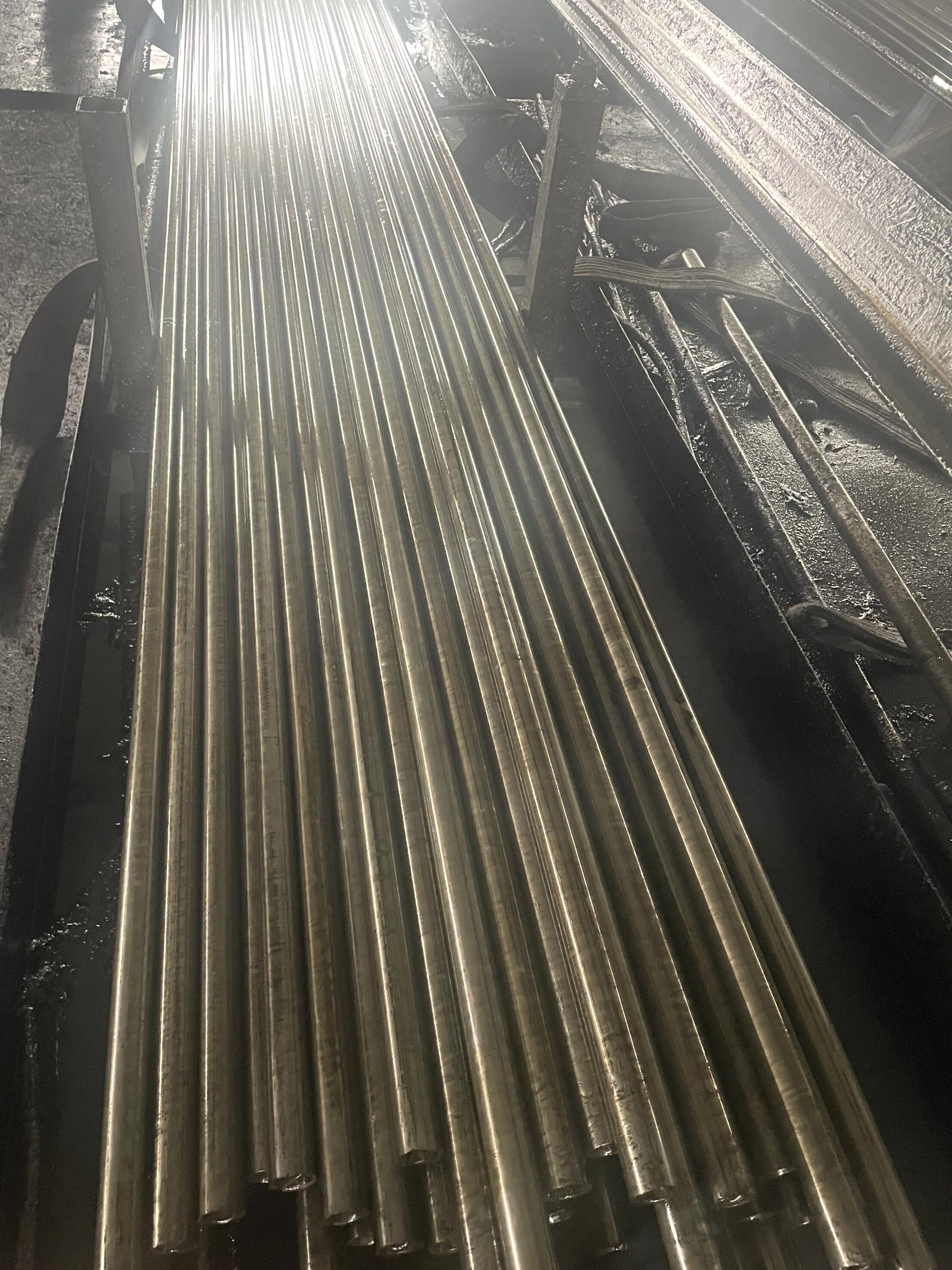 Surviving the "Industrial Inferno": Why ASTM A312 TP304/TP316 Stainless Steel Seamless Pipes are the Only Choice for Extreme Operating Conditions